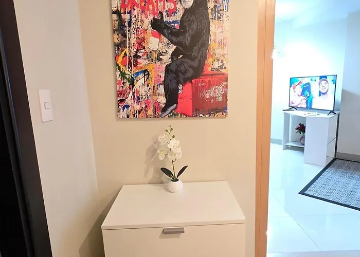 Apartamento Urban Oasis At Bgc Uptown Parksuites With Balcony 300mbps Close To Uptown Mall Grand Hyatt Mitsukoshi And St Lukes *
